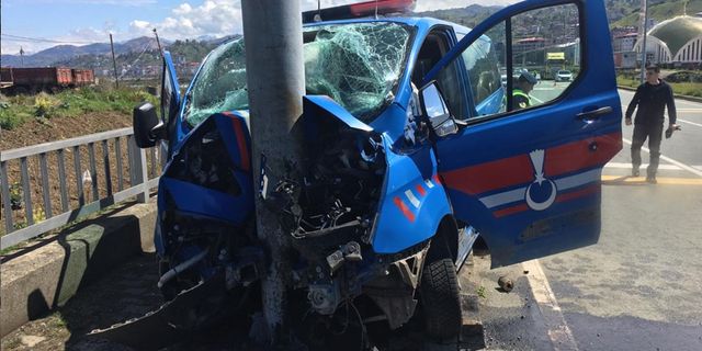 Rize'de trafik kazasında 3 asker yaralandı