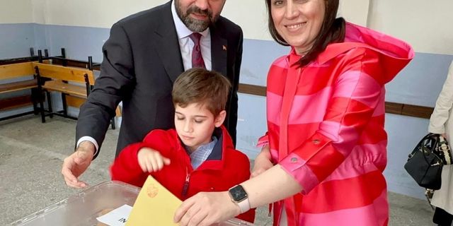AK Parti Karabük milletvekilleri Şahin ve Keskinkılıç oyunu kullandı