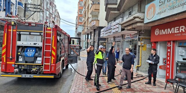 Bafra'da bir apartmanda çıkan yangın söndürüldü