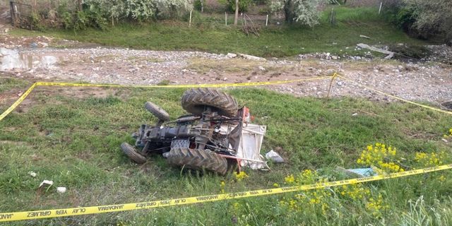 Çorum'da devrilen traktörün sürücüsü öldü