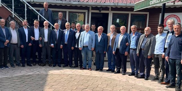 Küçükislamoğlu: Çayeli'nin desteğini daha da artırmak için istişare ettik