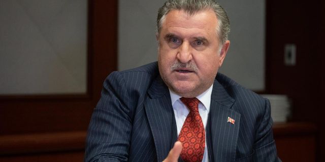 Osman Aşkın Bak: 300 bin depremzedeyi yurtlarımızda misafir ettik