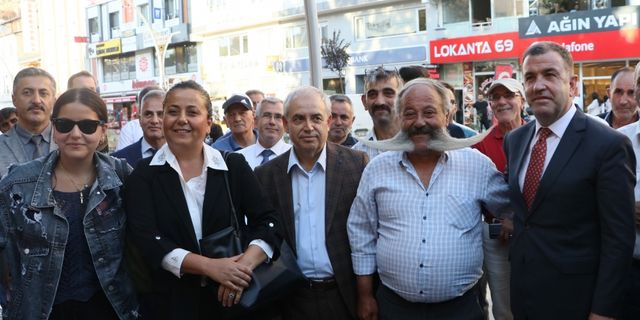 Bayburt Valisi Mustafa Eldivan görevine başladı: