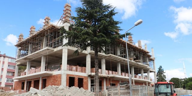 Havza'da hükümet konağı inşaatı devam ediyor