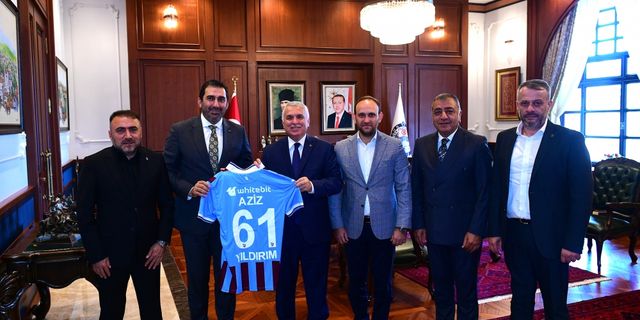 Trabzonspor Kulübü yöneticilerinden Vali Yıldırım'a ziyaret