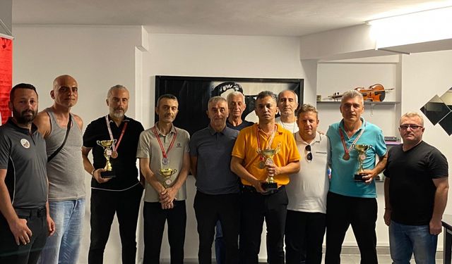 Samsun'da 30 Ağustos Zafer Bayramı 3 Bant Bilardo Turnuvası sona erdi