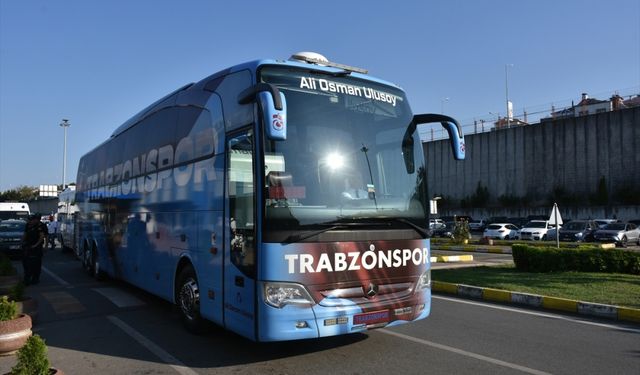 Trabzonspor, Kasımpaşa karşılaşması için İstanbul'a gitti