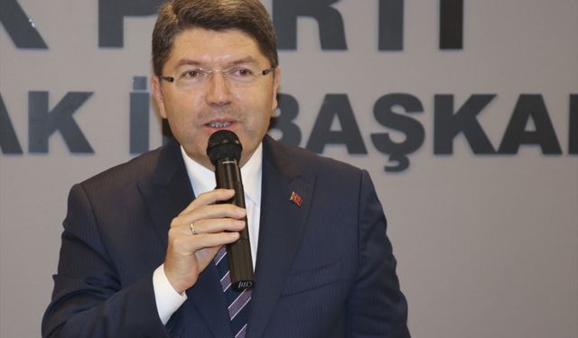 Adalet Bakanı Tunç, AK Parti Zonguldak İl Başkanlığında konuştu:
