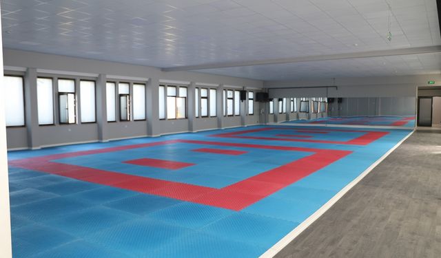 Eski düğün salonu spor merkezine dönüştürüldü