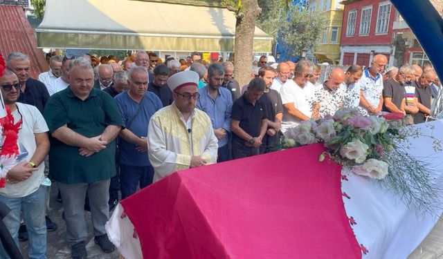 Karadenizli oyuncu Seda Fettahoğlu'nun cenazesi memleketinde toprağa verildi