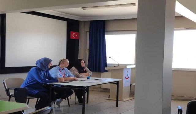 Çayeli Devlet Hastanesin'den Öğrencilere Eğitim