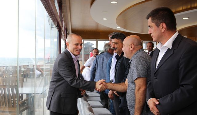 Rize İl Emniyet Müdürü Türesin, Mahalle Muhtarlarıyla bir araya geldi.