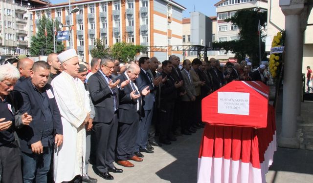Kalp krizi sonucu hayatını kaybeden polis memuru Zonguldak'ta defnedildi
