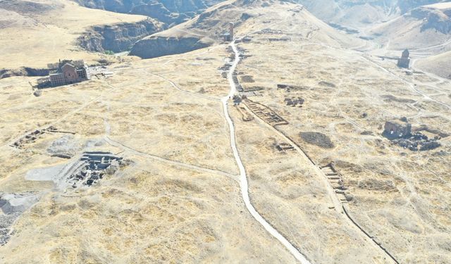 DOSYA HABER/ANTİK KENTLER - Arkeolojik kazılar Hattuşa, Satala ve Ani'deki medeniyetlerin izlerini gözler önüne seriyor