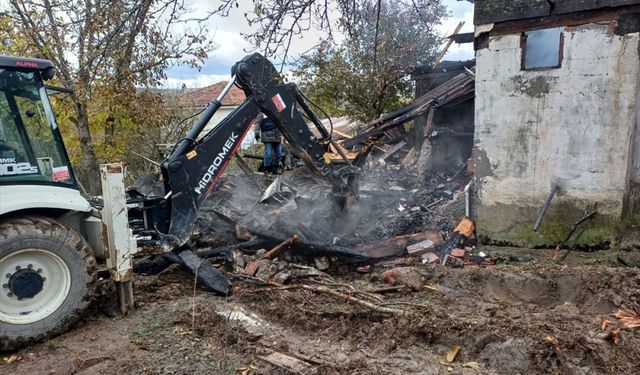 Bolu'da evde çıkan yangında bir kişi öldü