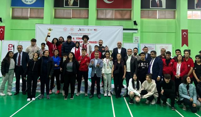 Çocuk Hizmetleri Genel Müdürlüğü Türkiye Badminton Şampiyonası, Ankara'da yapıldı