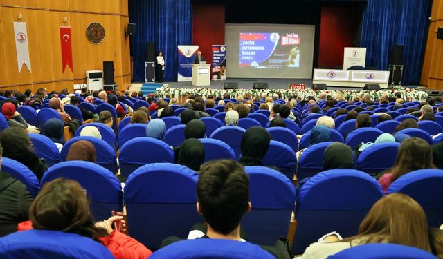 Samsun'da "Çocuk İstismarını Önleme Paneli" düzenlendi