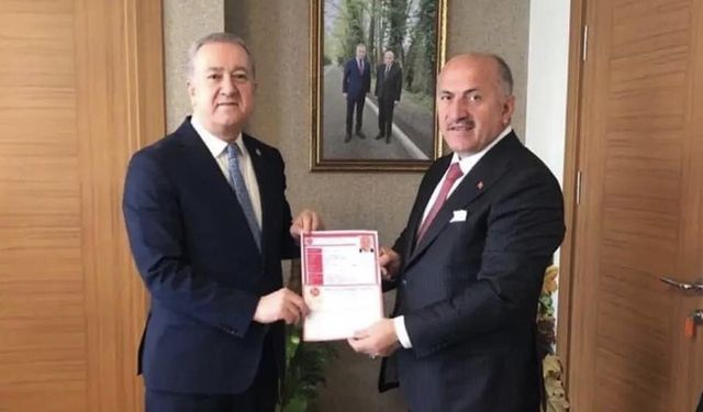 Çayeli Belediye Başkanı İsmail Hakkı Çiftçi aday adaylık müracaatını yaptı
