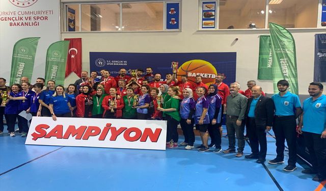 Kadın masa tenisi takımı, spor oyunlarında Türkiye 2. si oldu!