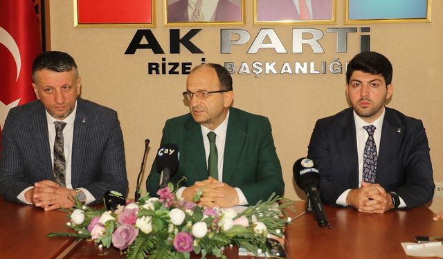 Hikmet Ayar, Erdoğan'ın Rize'ye gelişi öncesi gazeteciler ile buluştu