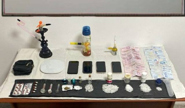 Amasya'da uyuşturucu operasyonunda yakalanan 3 kişi tutuklandı