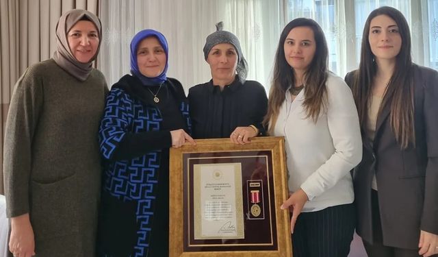 Artvin'de şehit ailesine ziyaret