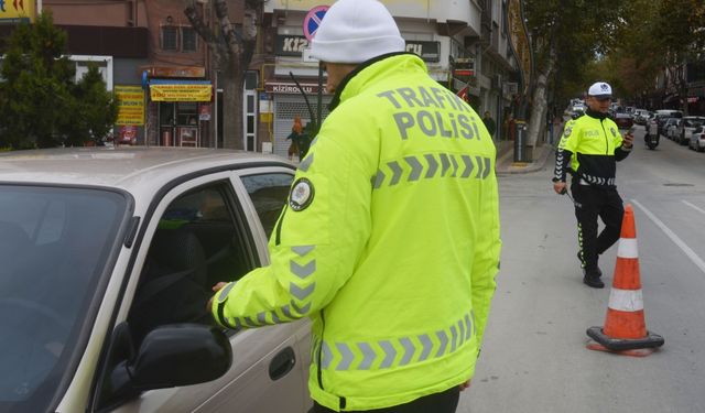 Merzifon'da trafik ve asayiş uygulaması yapıldı