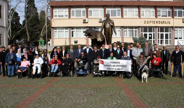 Sinop’ta 3 Aralık Dünya Engelliler Günü dolayısıyla tören düzenlendi