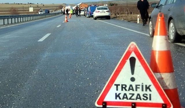 Samsun'da şarampole devrilen otomobilin sürücüsü ile eşi yaralandı