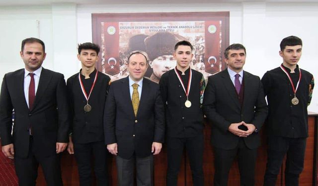 Erzurum Dedeman Mtal Aşçılık Bölümü Öğrencilerinden Büyük Başarı