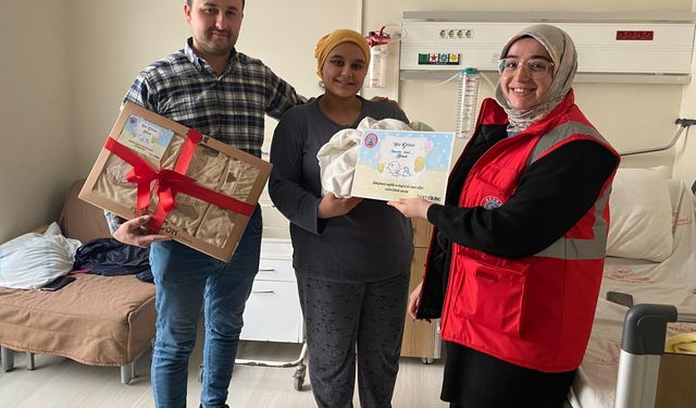 Bafra Belediyesinden yeni doğan bebeklere hediye