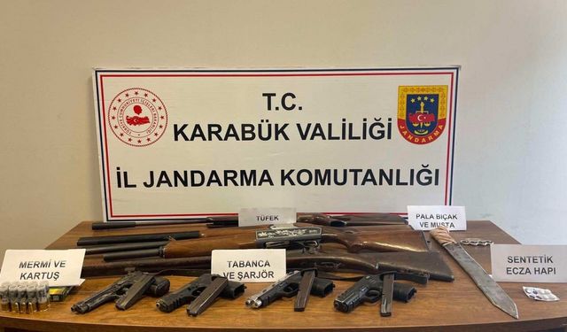 Karabük'te ruhsatsız tabanca ve 3 av tüfeği ele geçirildi
