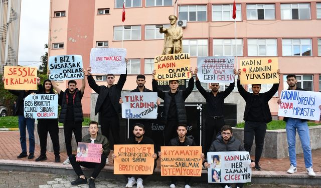 Samsun'da üniversite öğrencileri, kadın cinayetlerine dikkati çekmek için yürüdü