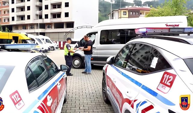 Rize’de okul servis araçları denetlendi