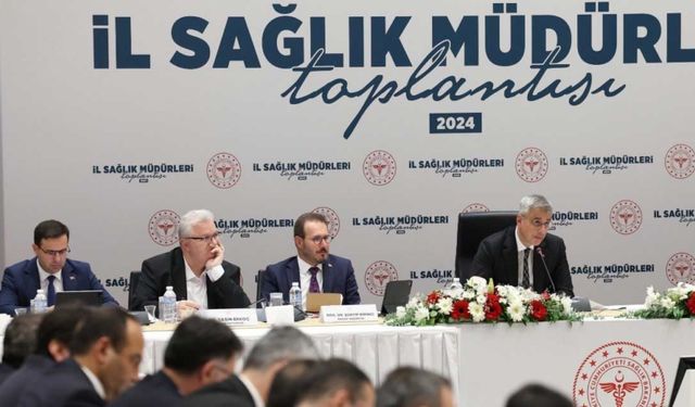 Rizeli Bakan Memişoğlu İl Müdürlerini topladı