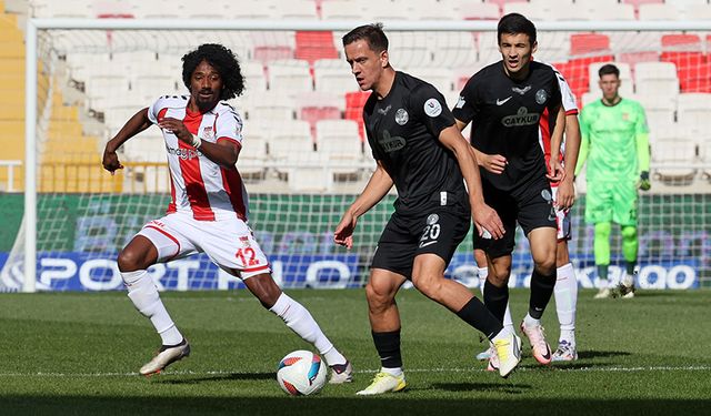 Çaykur Rizespor ikinci yarıda yıkıldı!