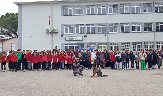 Kargı'da annelere bağımlılıkla mücadele eğitimi verildi