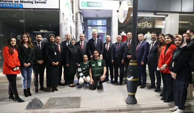 Sağlık Bakanı Memişoğlu, Çorum'da Yeşilayı ziyaret etti