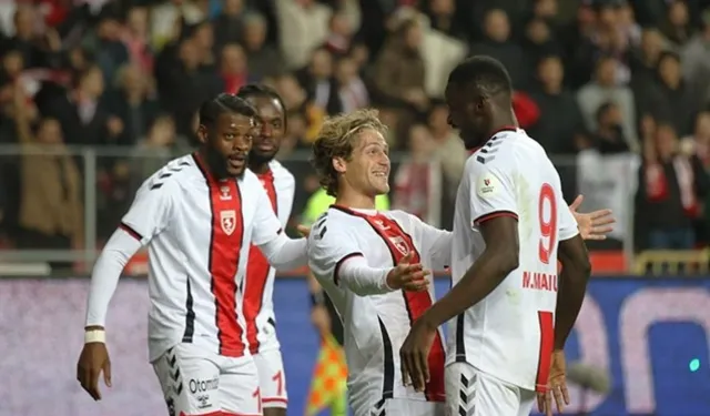 Samsunspor, UEFA Avrupa Ligi'ne play-off turundan katılma hakkı elde etti