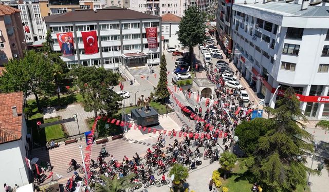 Bafra'da "19 Mayıs Bisiklet Turu" düzenlendi