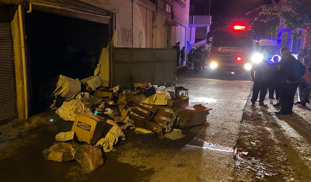 Bafra'da depoda çıkan yangın söndürüldü