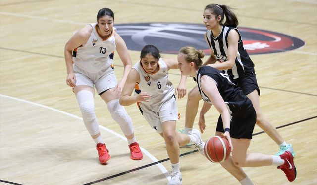 Basketbolda 18 Yaş Altı Kadınlar Türkiye Şampiyonası Samsun'da başladı