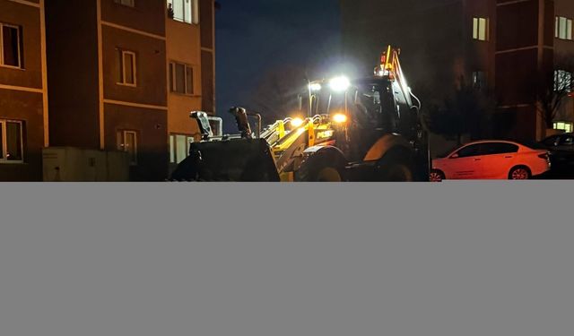 Bayburt'ta kuvvetli rüzgar etkili oldu