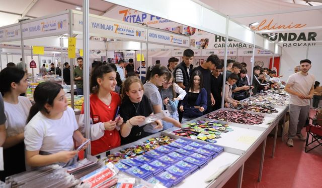 Çarşamba'da kitap fuarını 70 bin kişi ziyaret etti