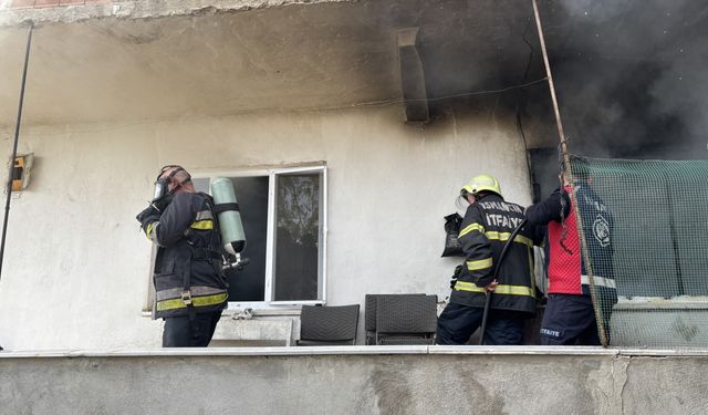 Çorum'da 2 katlı müstakil evde çıkan yangın söndürüldü