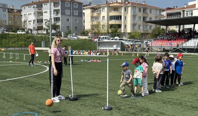 Gerze’de çocuk oyunları etkinliği düzenlendi