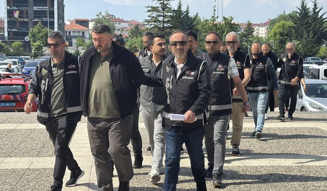 GÜNCELLEME - Döner zincirine yönelik Bolu merkezli FETÖ soruşturmasında yakalanan 6 şüpheli serbest bırakıldı