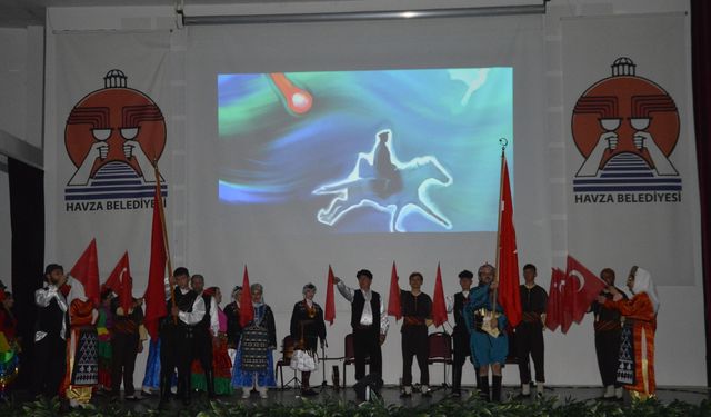 Havza’da halk oyunları gösterisi düzenlendi