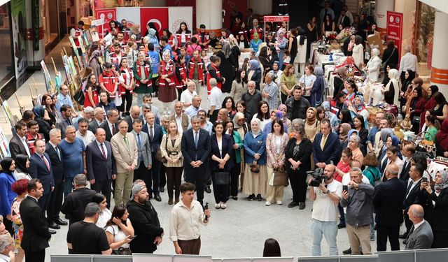 Karabük'te ADEM kursiyerlerinin sergisi açıldı