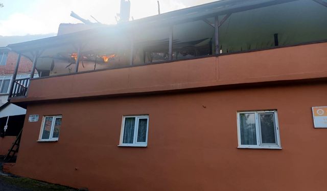 Karabük'te çıkan yangında cami kullanılamaz hale geldi